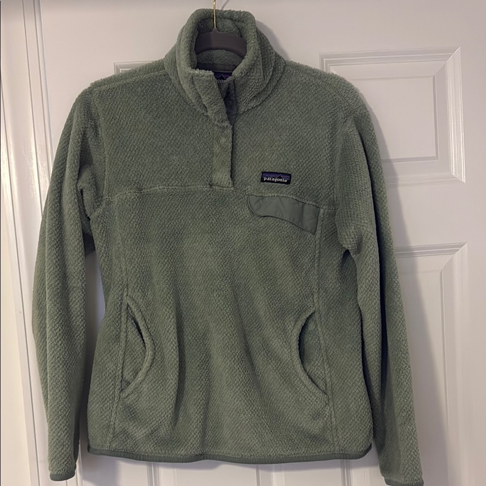 Patagonia Women's Green Fleece Sz Med